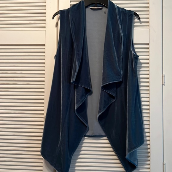 Soft Surroundings Jackets & Blazers - SOFT SURROUNDINGS Velour Waterfall Front Vest